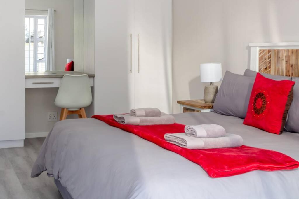 10 On Aquavista Addo River View Villa